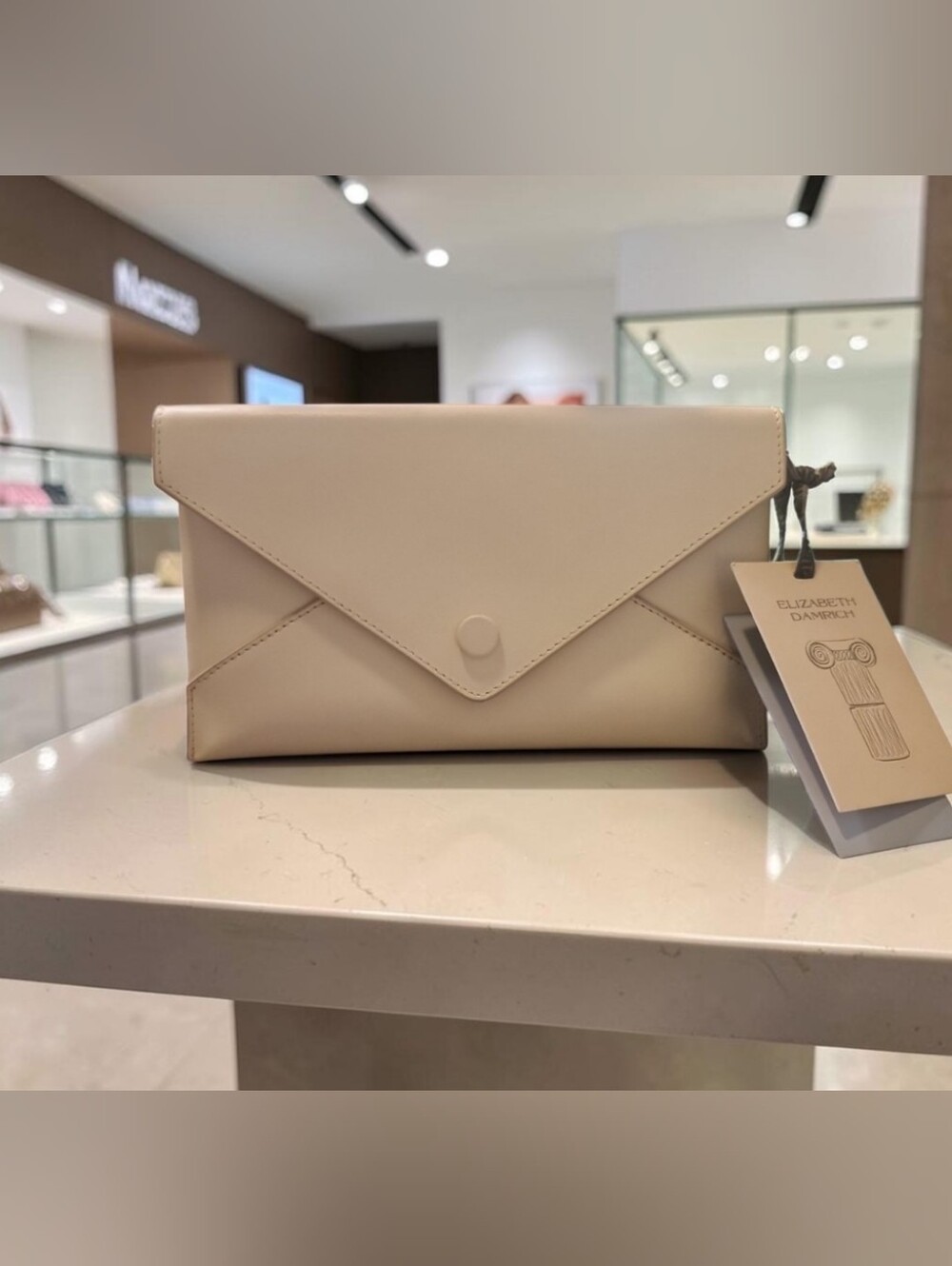 ANTONIO MELANI Cream Envelope Shoulder/Wristlet Clutch With Chain Strap NEW